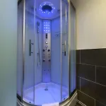 מלון דירות Metropol 3*